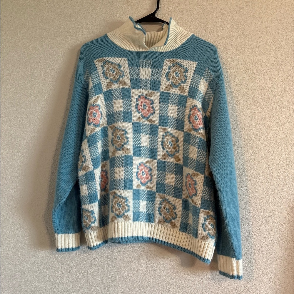 3/$15 Blue and Cream Floral Checkered Turtleneck Sweater